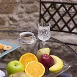 Porolithos Boutique Hotel
