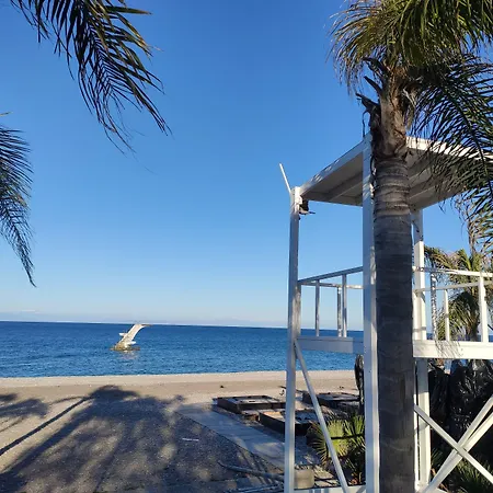 Porolithos Boutique Hotel