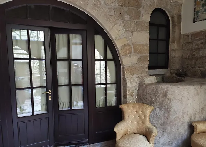 Porolithos Boutique Hotel *