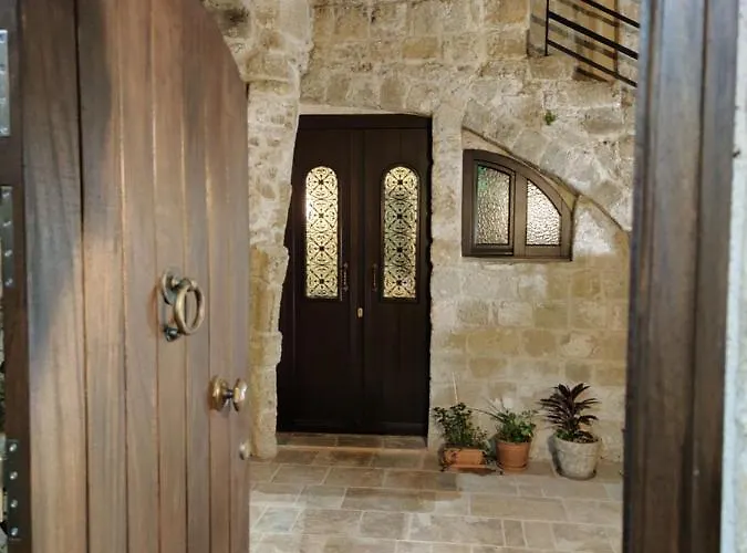 Porolithos Boutique Hotel