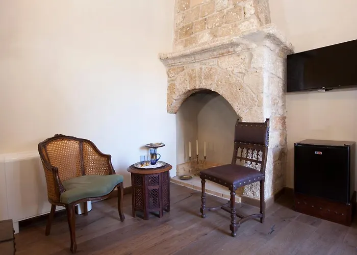 Porolithos Boutique Otel *